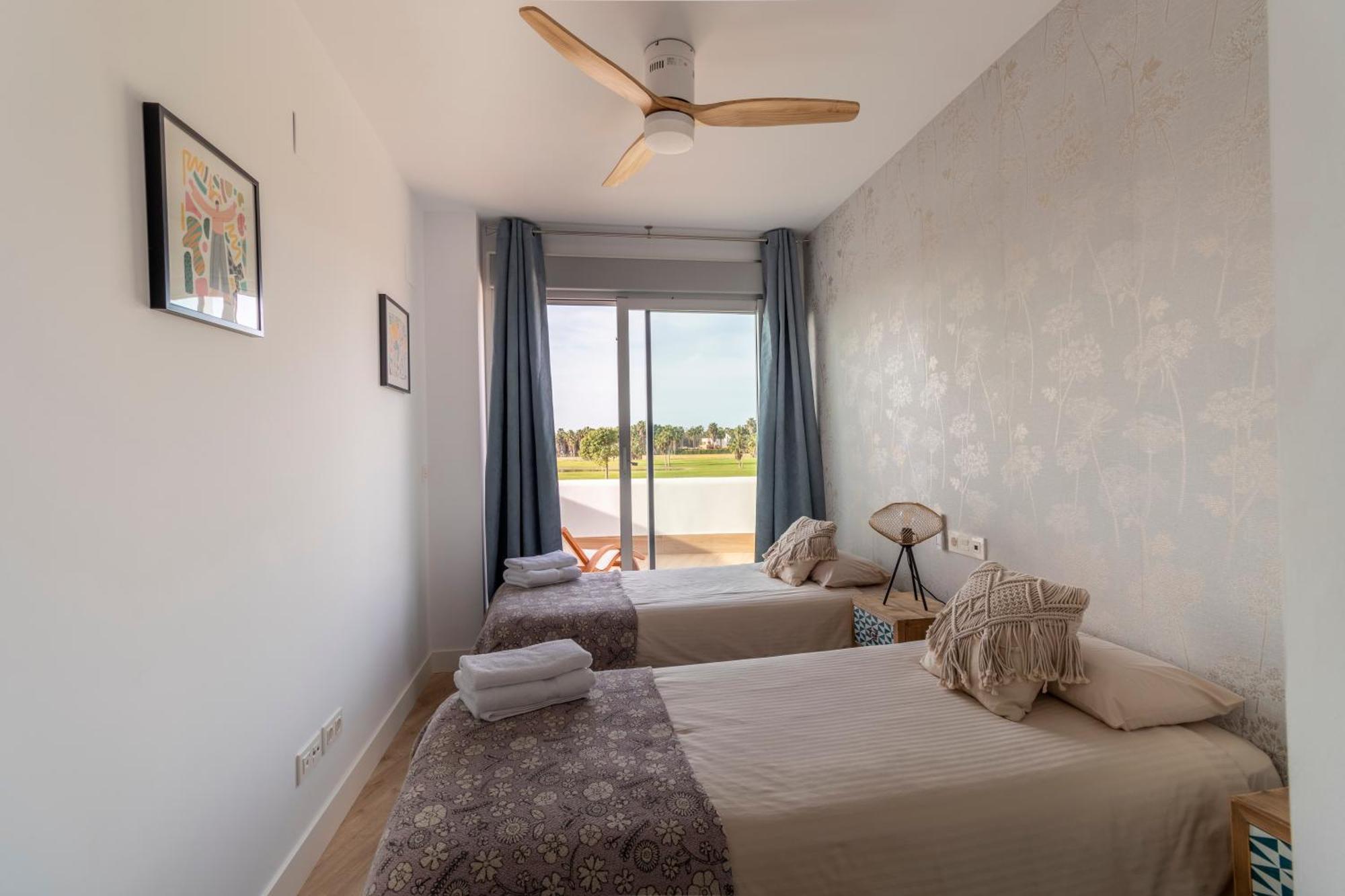 Rentitspain Apartamento Serena Terraza Con Vista A Golf موتريل المظهر الخارجي الصورة